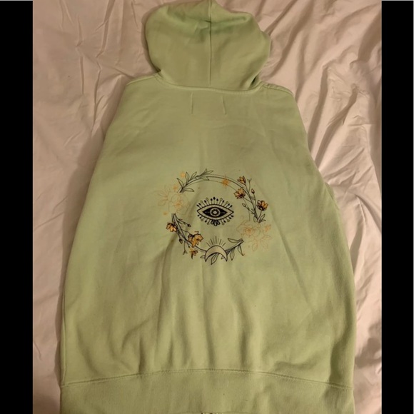 Over Sized Green Hoodie - Picture 4 of 6